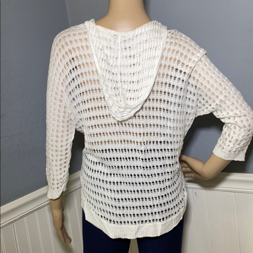 Jennifer Lopez Knit Top/ Coverup with hood size M - Picture 5 of 7
